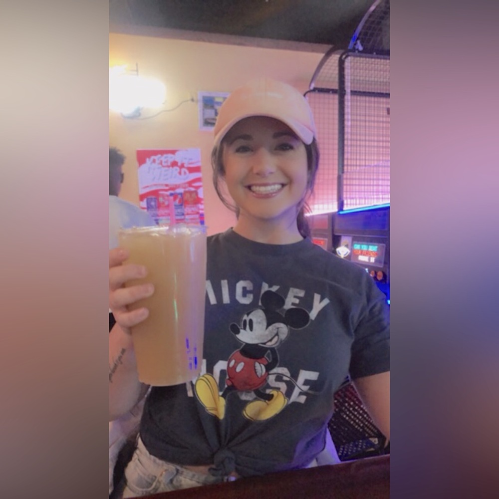 Meet your Posher, Alyssa